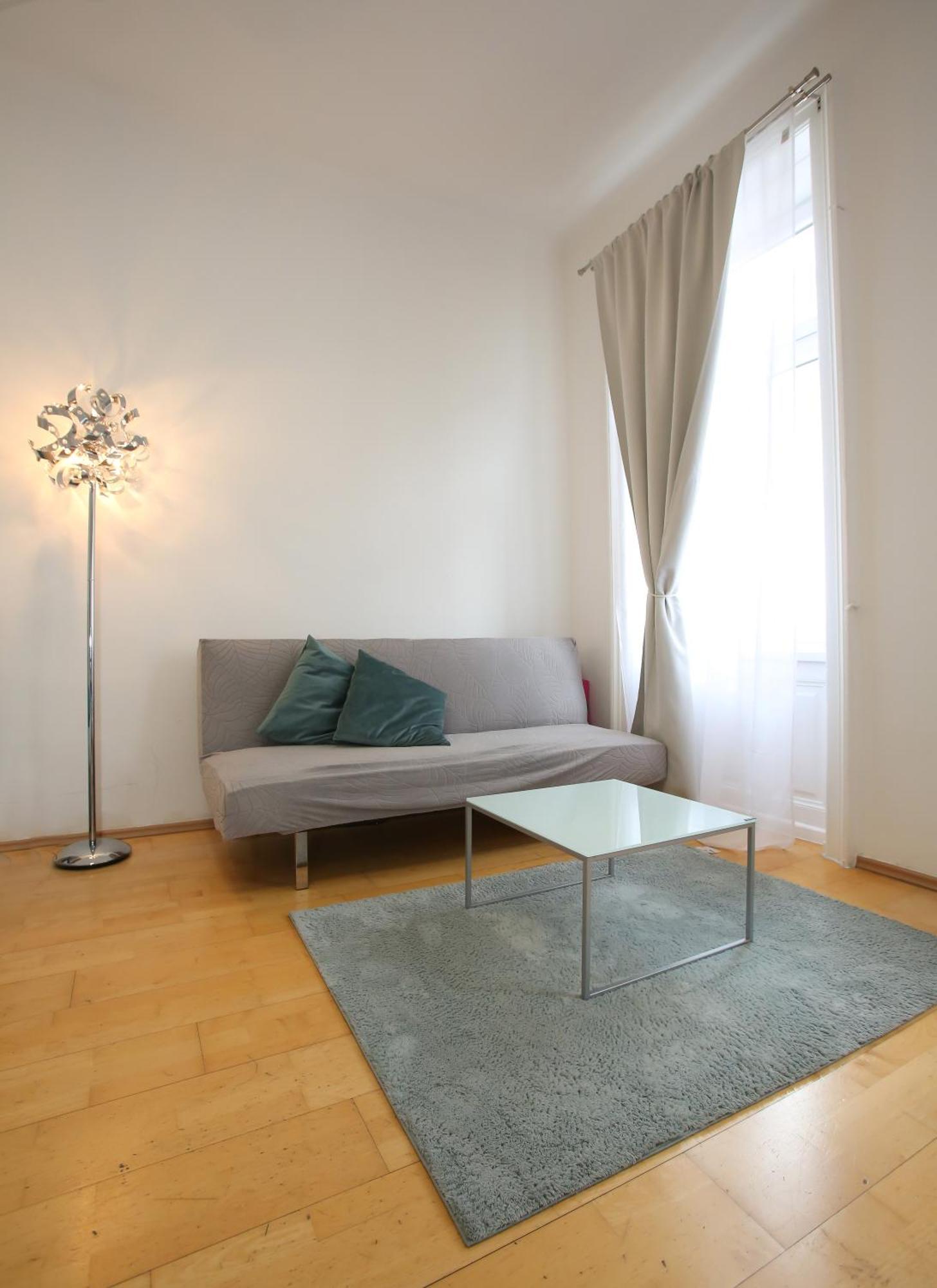 Downtown Bliss Modern Retreat With Free Parking And Fast Internet 600 Mbits Apartment Vienna Exterior photo