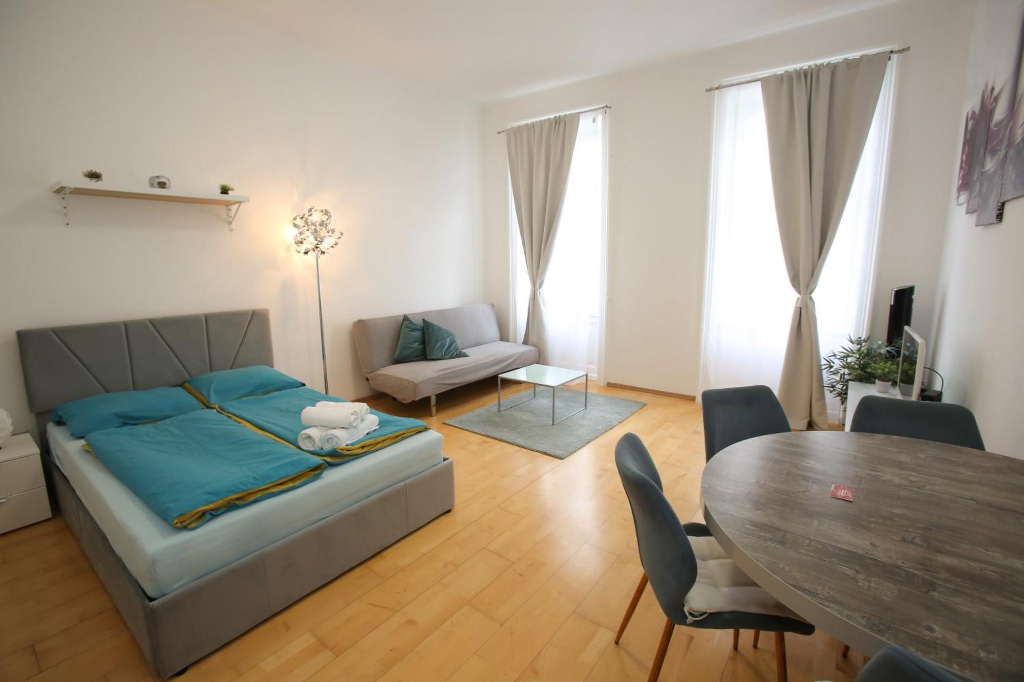 Downtown Bliss Modern Retreat With Free Parking And Fast Internet 600 Mbits Apartment Vienna Exterior photo